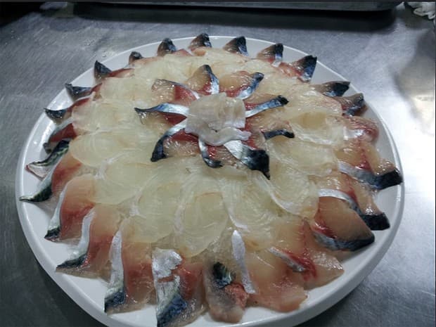 자리돔횟집 - 이미지 1