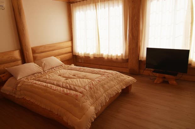 제주빌레성 통나무휴양펜션 - 이미지 1