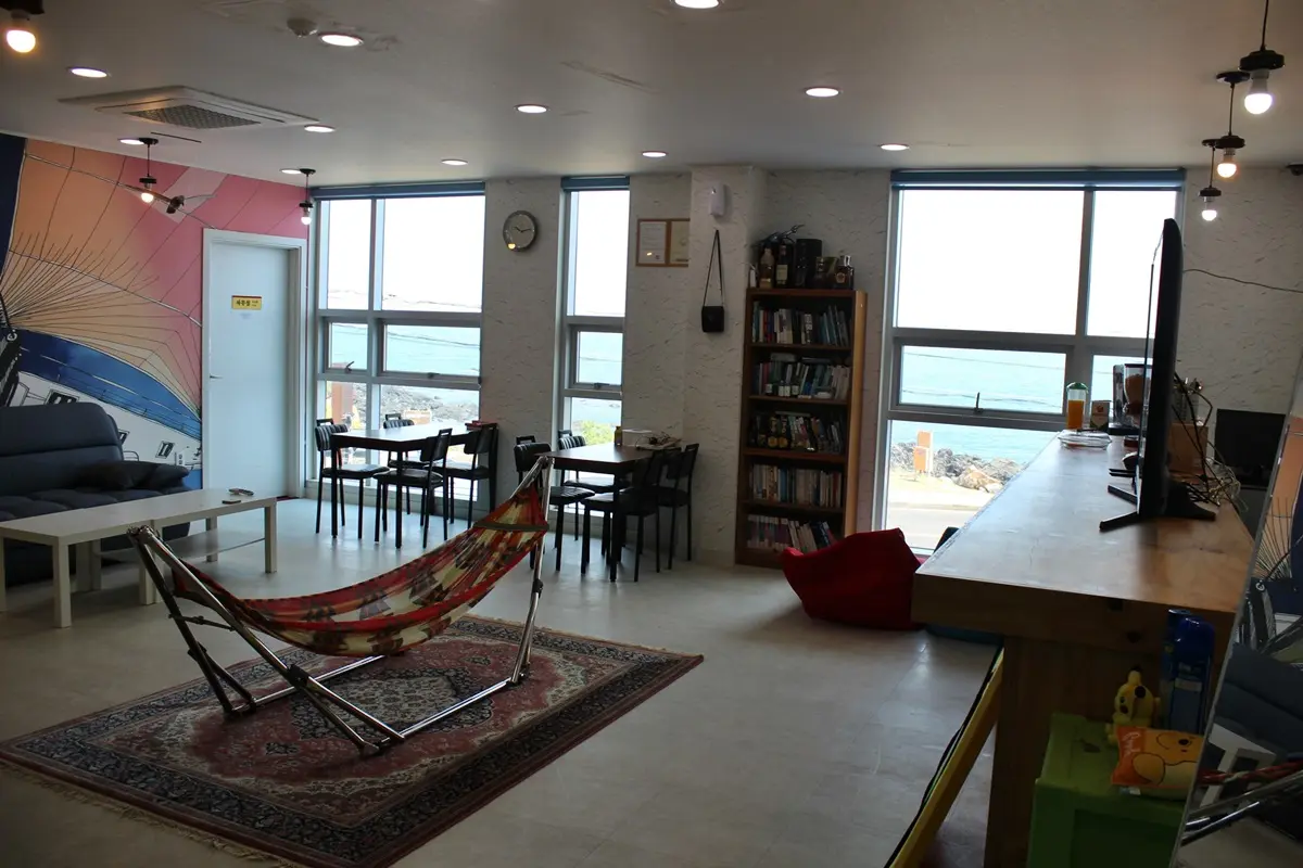 제주공항 게스트하우스 예스준 - 이미지 1