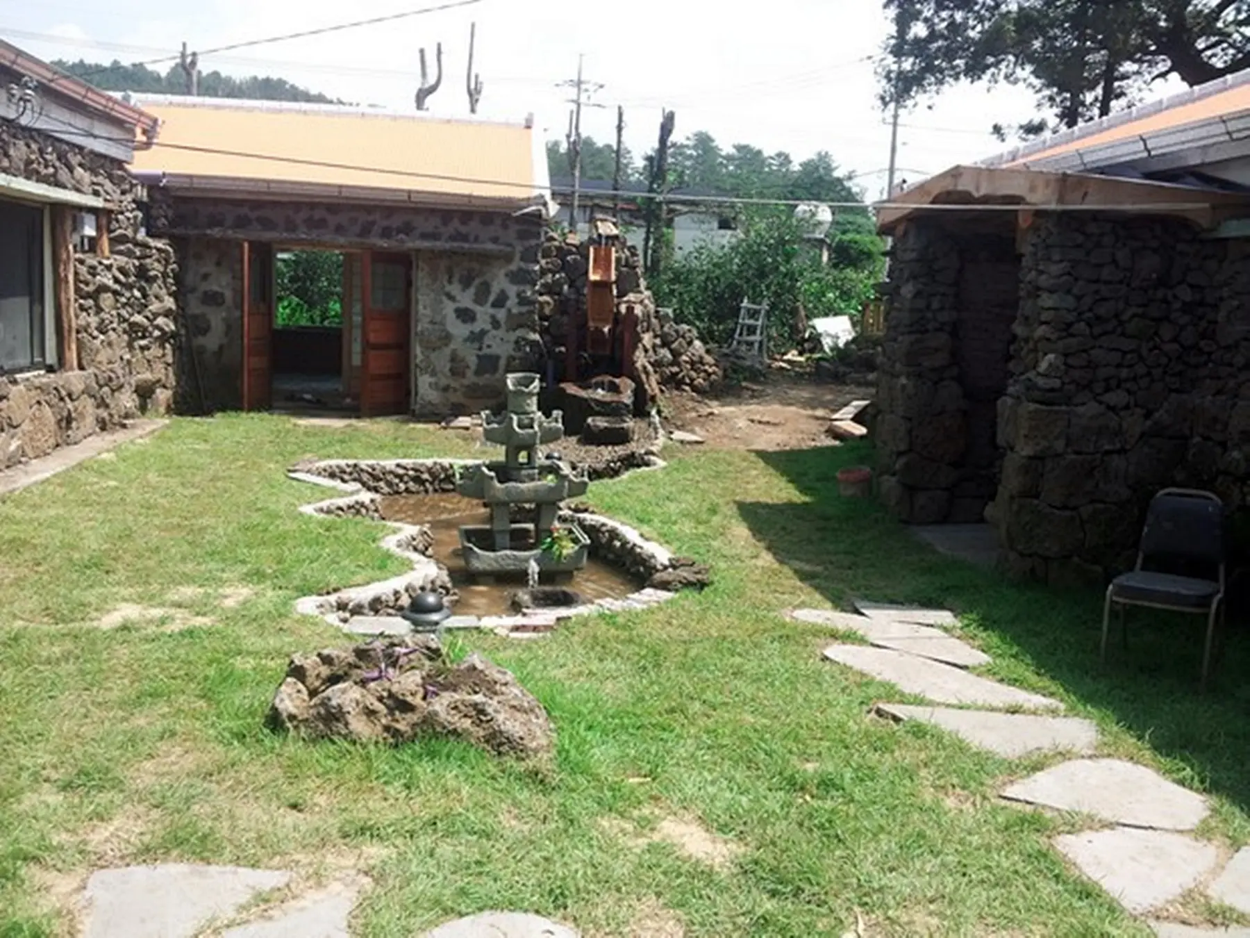 봉아저씨네민박 - 이미지 1