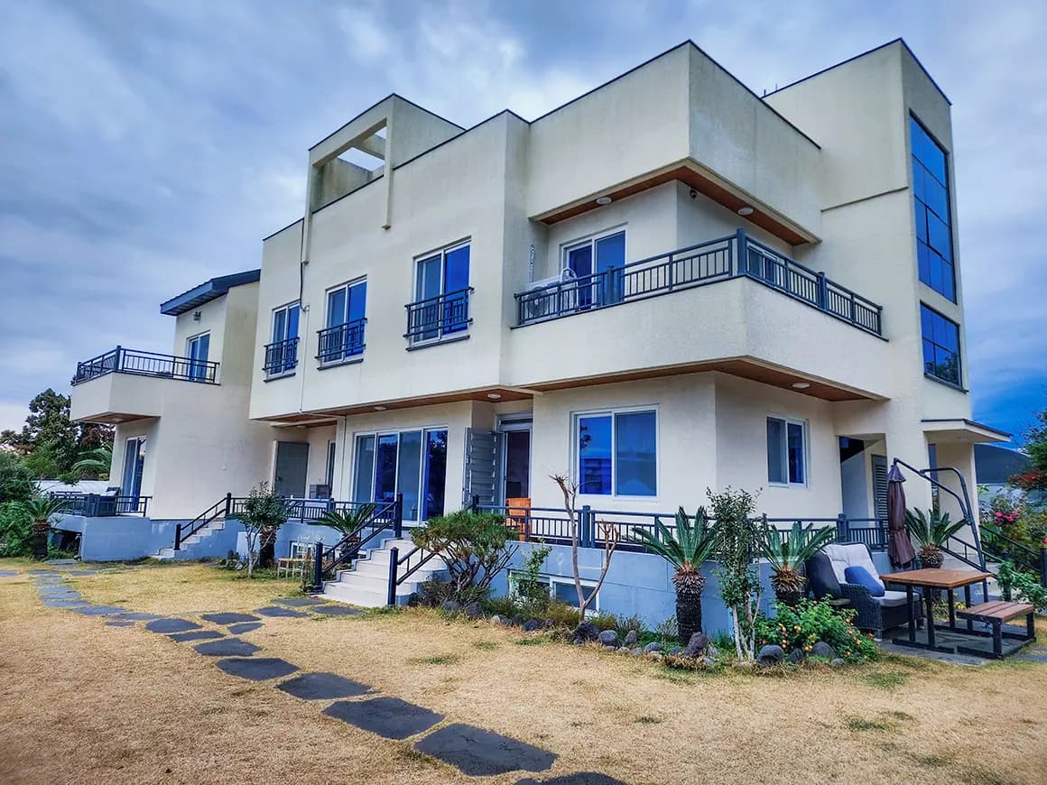 채우리네펜션 - 이미지 1