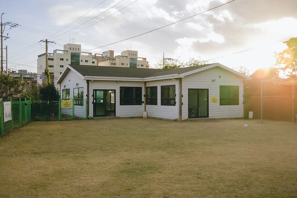 놀멍쉬멍고르멍(애견카페) - 이미지 1