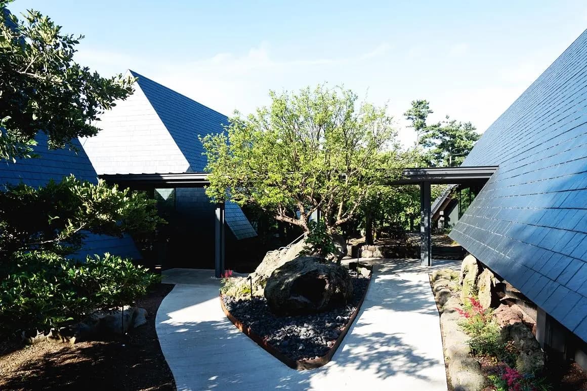 유지커피웍스 - 이미지 1